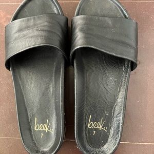 Beek Gallito black slip on sandals